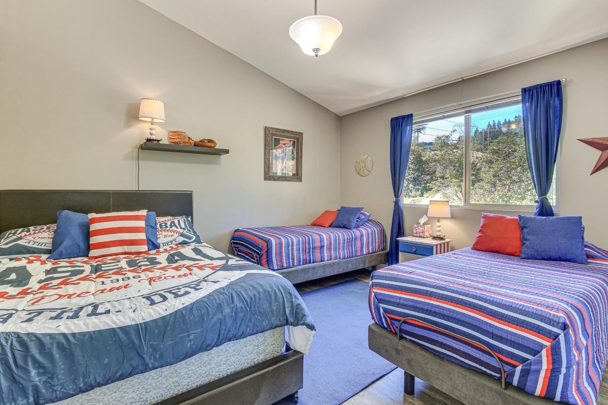Gorge Retreat - Modern Carson Home With Mtn Views! מראה חיצוני תמונה