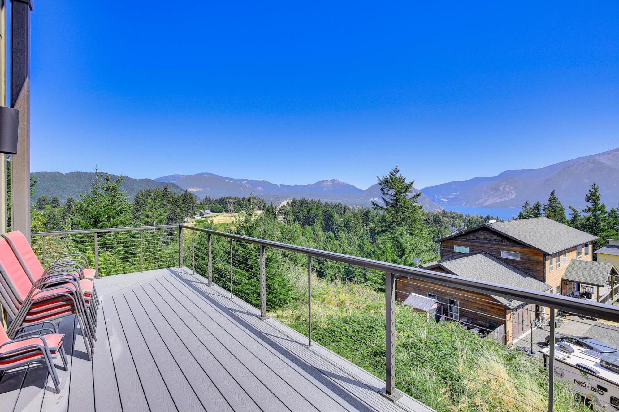 Gorge Retreat - Modern Carson Home With Mtn Views! מראה חיצוני תמונה